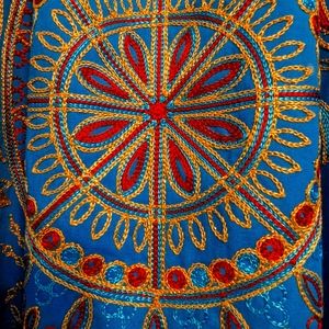Women's dress from Khan El Khalili in Cairo. XXL rich jewel blue, embroidered.